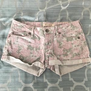 🍄 Floral Bullhead jean shorts